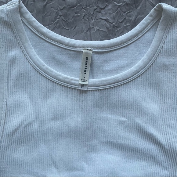 SinchSeamless Rib Crew Tank | Sunday Best - Picture 8 of 8
